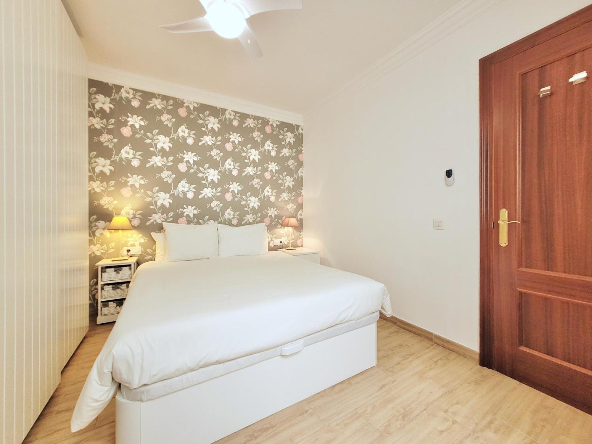 Miranda Apartment With Free Parking 푸에르토 드 라 크루즈 외부 사진